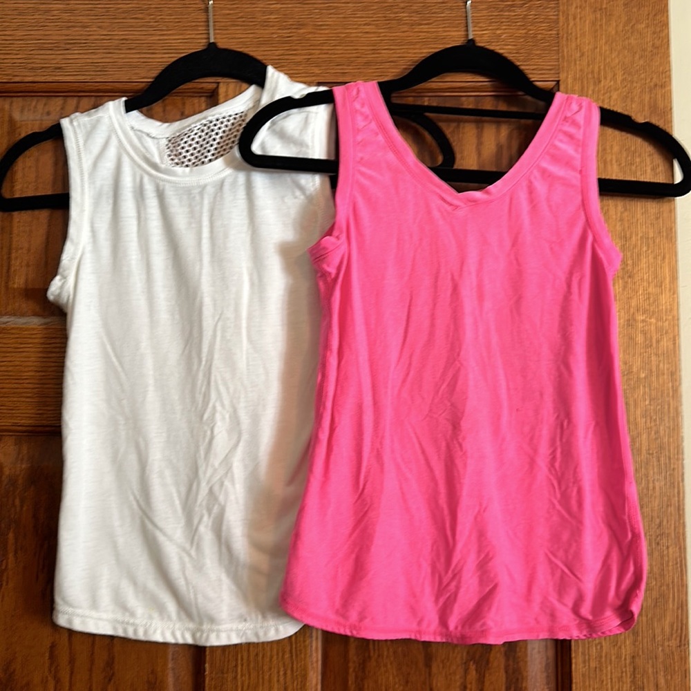Bundle & Save Girls Size 7/8 Active Tanks